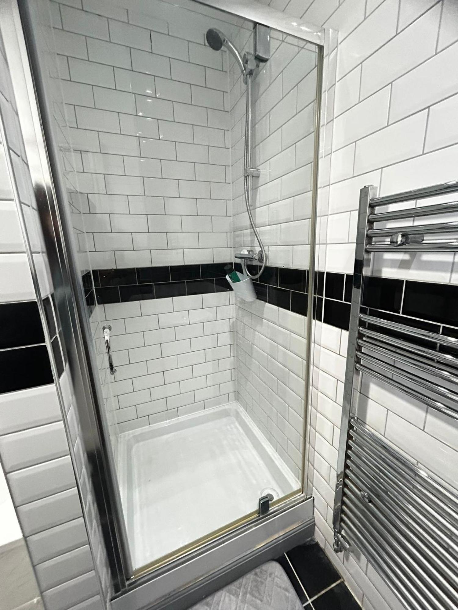 Lovely 5Br Home In Manchester. Close To The City Extérieur photo