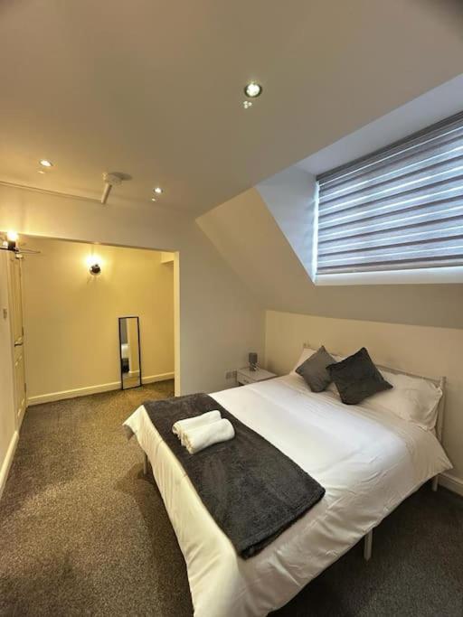 Lovely 5Br Home In Manchester. Close To The City Extérieur photo