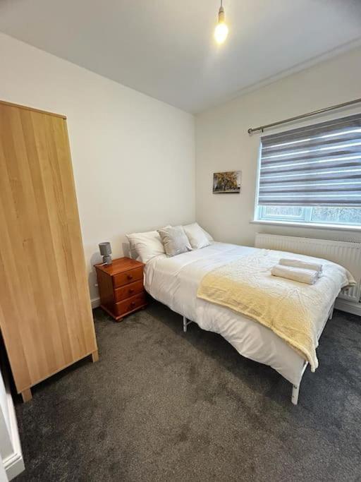 Lovely 5Br Home In Manchester. Close To The City Extérieur photo